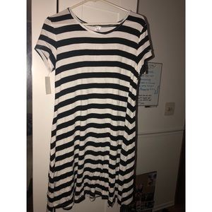 Stripped causal dress